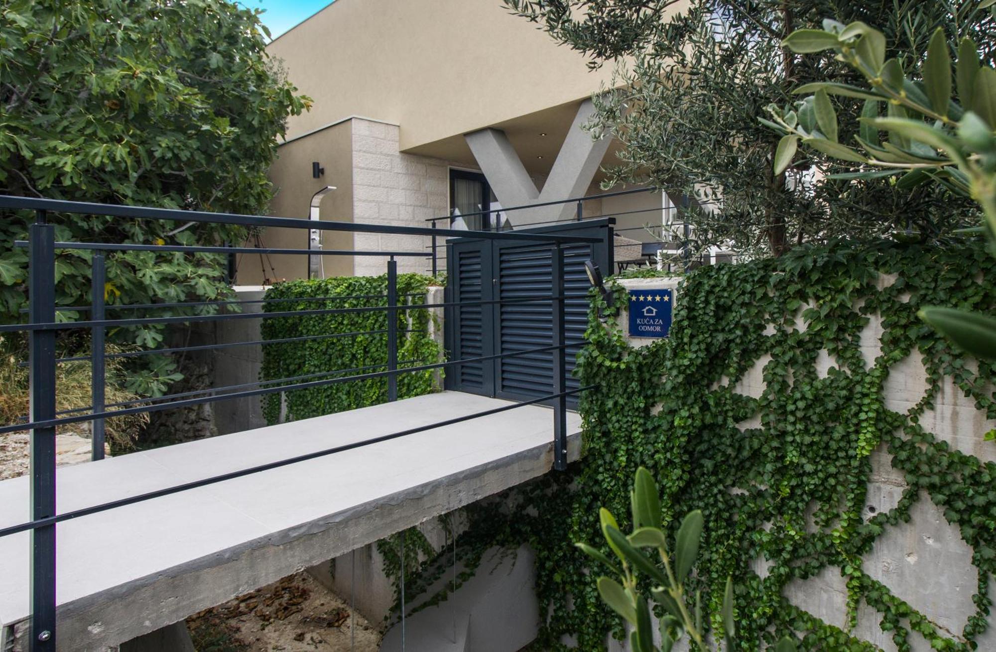 Villa Olive Grove Дуче Екстер'єр фото